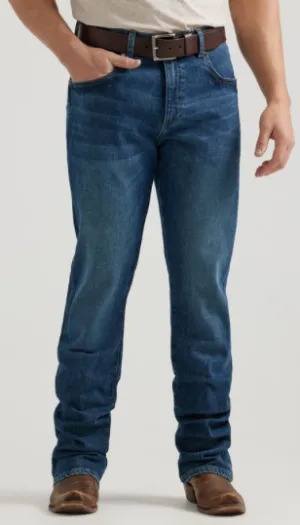 77MWZ - Wrangler Retro Men's SlimBoot Jean