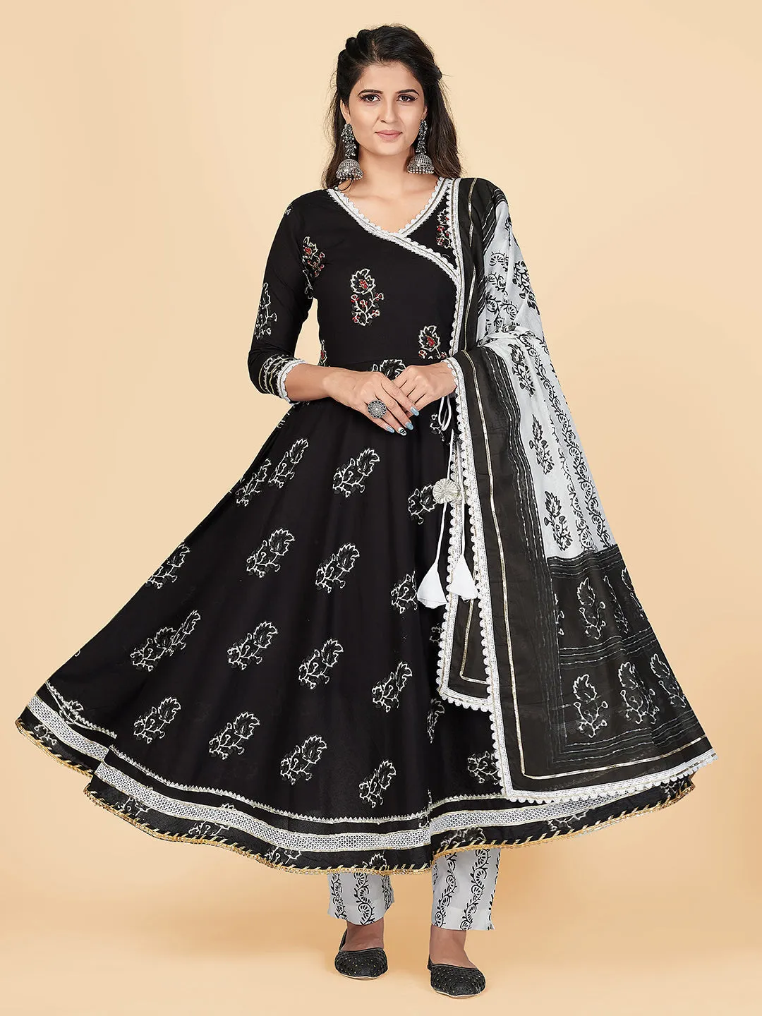 Women'S Black Anarkali Kurta & Pant With Dupatta- (3Pcs Set)